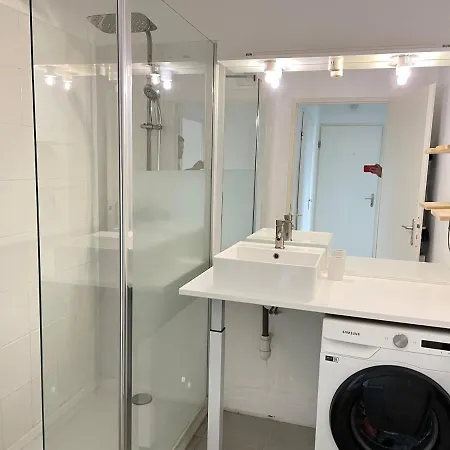 Apartment Piscine, Video-Projecteur, Parking Securise